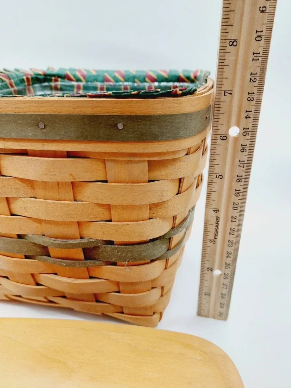 Longaberger Christmas Collection Cranberry Basket W/ Liner Protector 1995